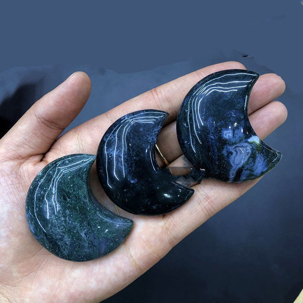 Natural Crystal Water Grass Agate Love Moon Original Stone Ornaments