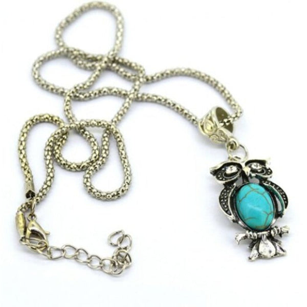 A Suit Of Faux Turquoise Night Owl Necklace And Earrings