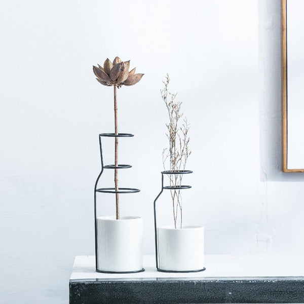 Black And White Nordic Iron Vase Home Decor