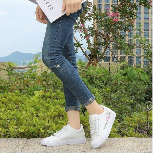 Meow Runners Women Sneakers Printed Cute Cat Canvas White Tennis Shoe