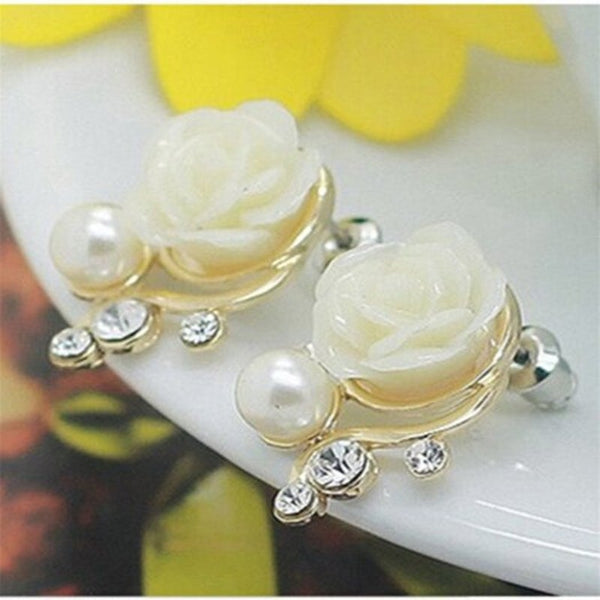 Fashion 18K Gold Plated Cute Sweet Rose Shaped Artificial And Diamond White 5 X Cm