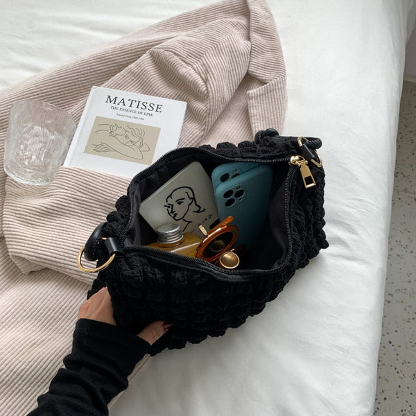 Fashionable Shoulder Bag Modern Style Leisure Handbag