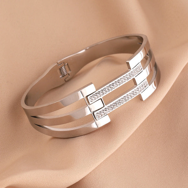 Hollow Out Bracelet Stainless Steel Female Style Geometric Circle Handpiece Bracelets