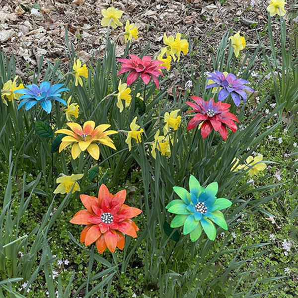 1Pc 8 Colors Metal Flowers Garden Stakes Indoor Outdoor Crafts Rustproof Iron Yard Art Lawn Decoration Lawn Stakes