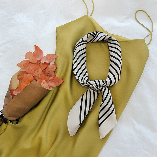 Retro Sunscreen Small Silk Scarf 70X70cm Beige Chiffon Hijab Scarves & Wraps