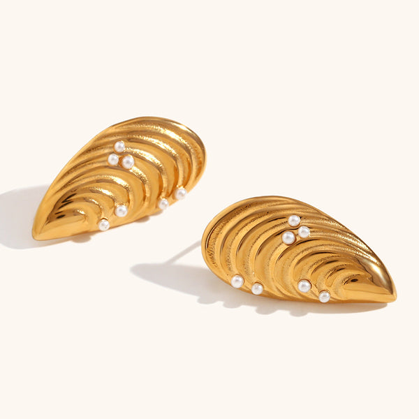 Veile Studios Shell Mussel Stainless Steel 18K Gold Plated Fashion Jewelry Earrings