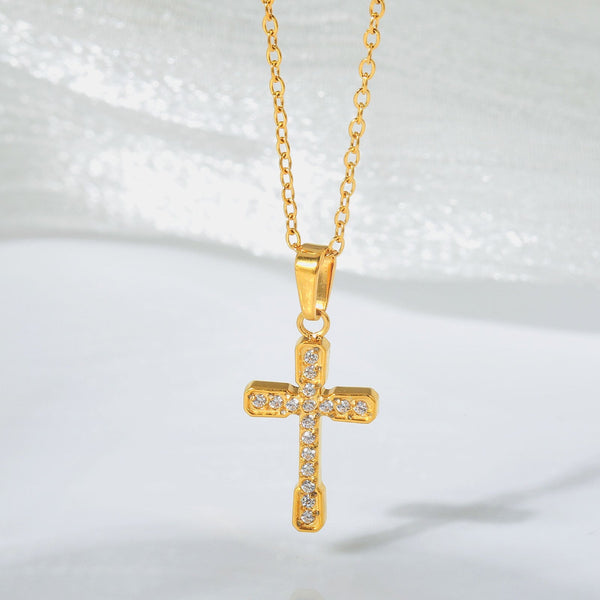 Cross Necklace For Women Simple And Colorfast Zircon Stainless Steel Collarbone Chain Titanium Necklaces & Pendants
