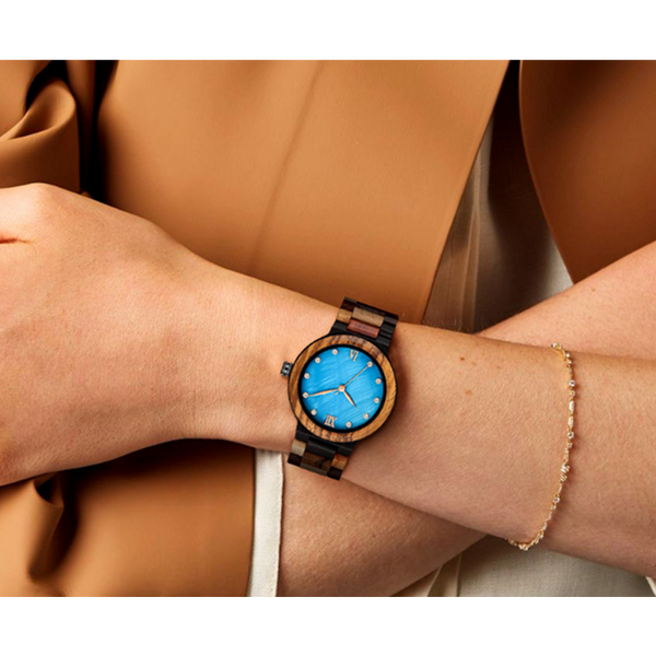 Veile Studios 1103 Watch Female Pearl Shell Color Set Simple Fashion Band Watches