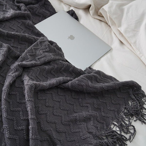 125Cm X 200Cm Warm Cozy Knitted Throw Blanket Dark Grey Blankets