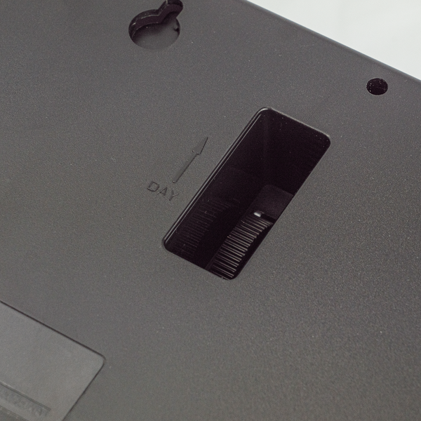 Banker's Wall Clock With Calendar Silent Quartz Movement White 43 Centimetres Wall Clocks