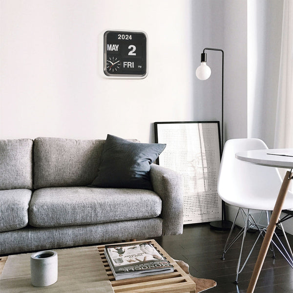 Banker's Wall Clock With Calendar In Black 32 Centimetres Silent Analog Quartz Wall Clocks