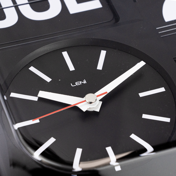 Banker's Wall Clock With Calendar In Black 32 Centimetres Silent Analog Quartz Wall Clocks