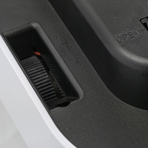 Banker's Wall Clock With Calendar In Black 32 Centimetres Silent Analog Quartz Wall Clocks