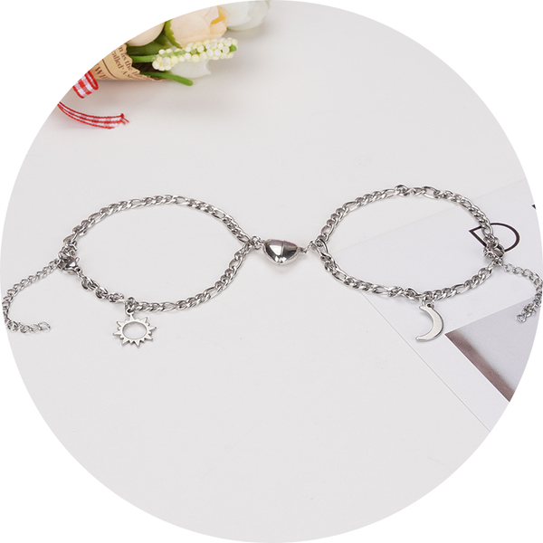 Veile Studios Heart Shape Lock Suction Couple Combination Bracelet Fashion Jewellery Bracelets