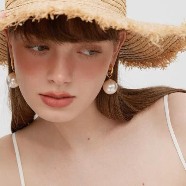 Veile Studios Retro Simple Pearl Girl High End Design Detachable European American Niche Earrings