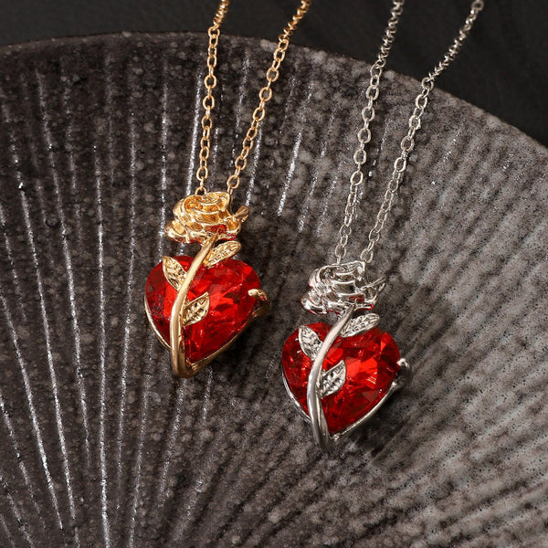 Veile Studios Punk Rose Love Necklace Fashion Personality Heart Shaped Clavicle Chain Pendant Necklaces & Pendants