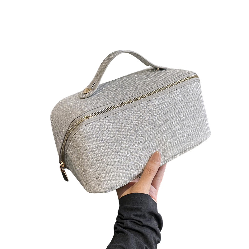 Silver Elegant Glitter Cosmetic Bag With Zipper And Handle Makeup Bags & Cases