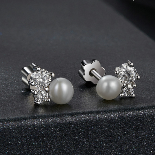 Veile Studios Silver Charm Original Freshwater Pearl Moissanite Earstuds S925 Pure Earrings