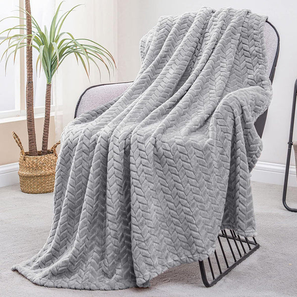 Comfeya Soft Leaves Pattern Flannel Fleece Throw Blanket Premium Quali Blankets