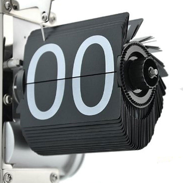 Automatic Page Turner Mechanical Desktop Clock Battery Powered Desk Clocks