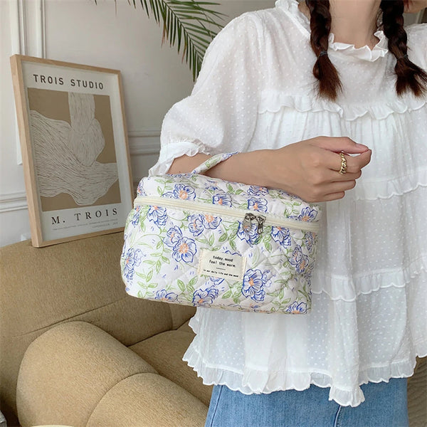 2 Piece Quilted Floral Makeup Bag Set Travel Coquette Aesthetic Cosmetic Bags Makeup Bags & Cases