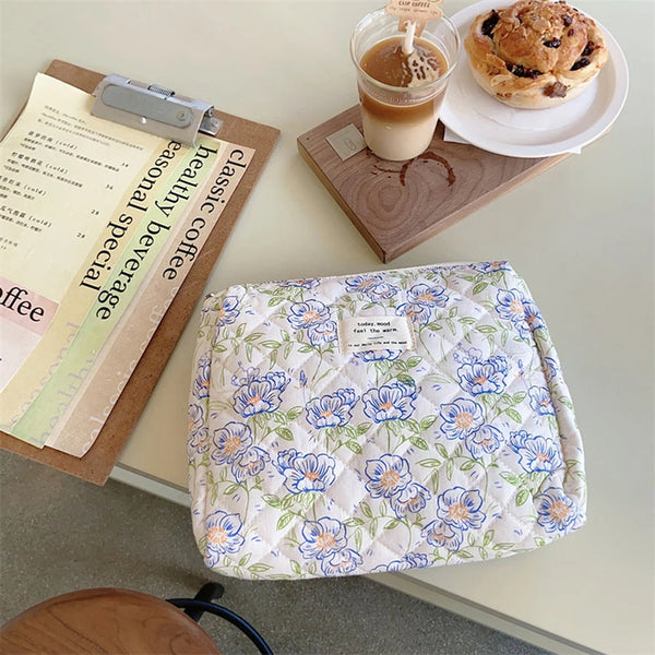 2 Piece Quilted Floral Makeup Bag Set Travel Coquette Aesthetic Cosmetic Bags Makeup Bags & Cases