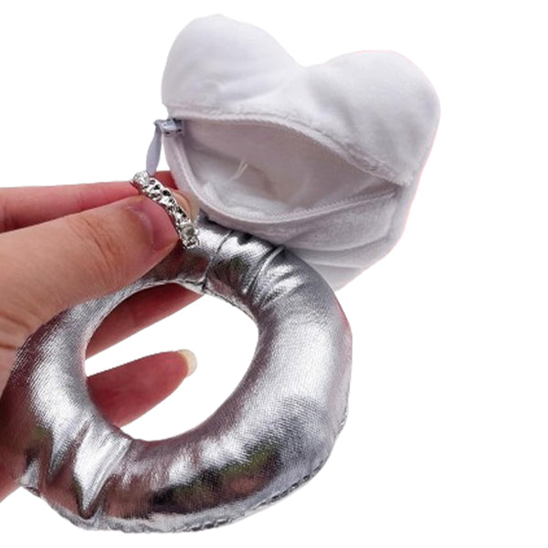 Veile Studios Romantic Couples Toy Hide Surprise Oversized Ring Sets Plush Love Box Jewellery Holders & Organisers