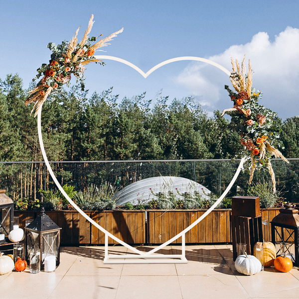 Heart Shaped White Metal Balloon Arch Stand Frame Display Kit For Wedding Venue Decorations