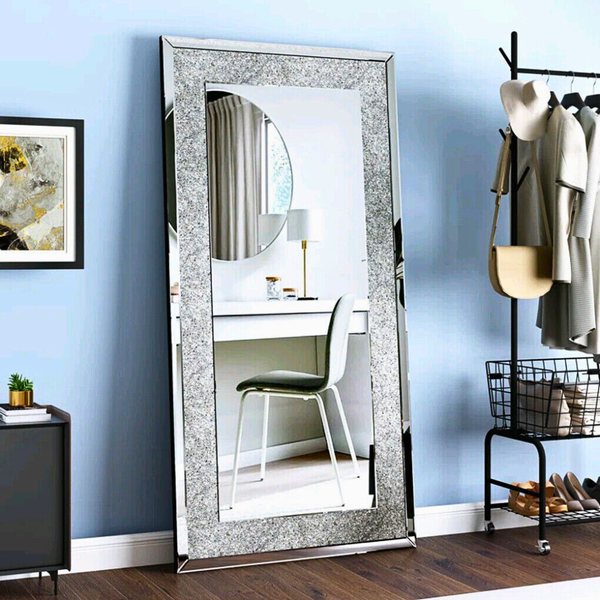 Sparkly Wall Mounted Crystal Diamond Vanity Mirror Mirrors