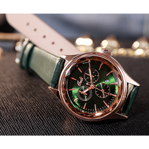 Veile Studios 21Cm 12028 Forest Green Ladies Belt Watch Three Eye Casual Quartz Calendar Female Hand Watches