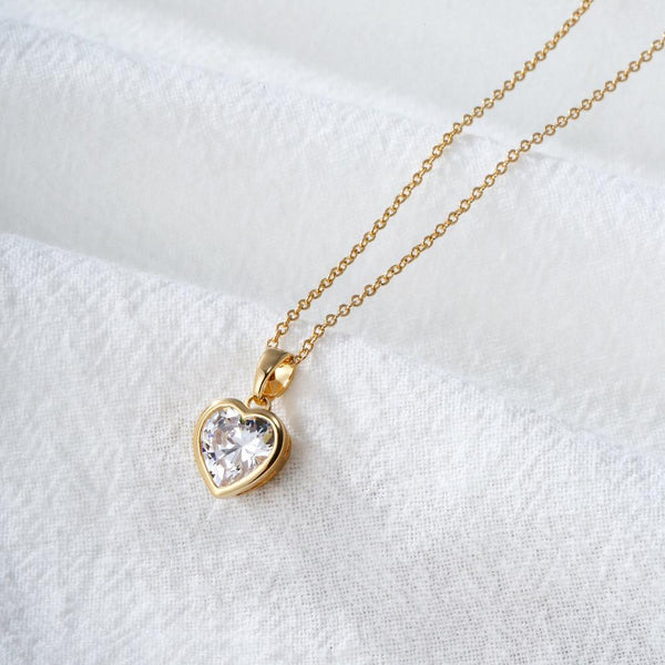 Veile Studios Peach Heart Necklace Copper Plated Zircon Love Pendant Clavicle Chain Necklaces & Pendants