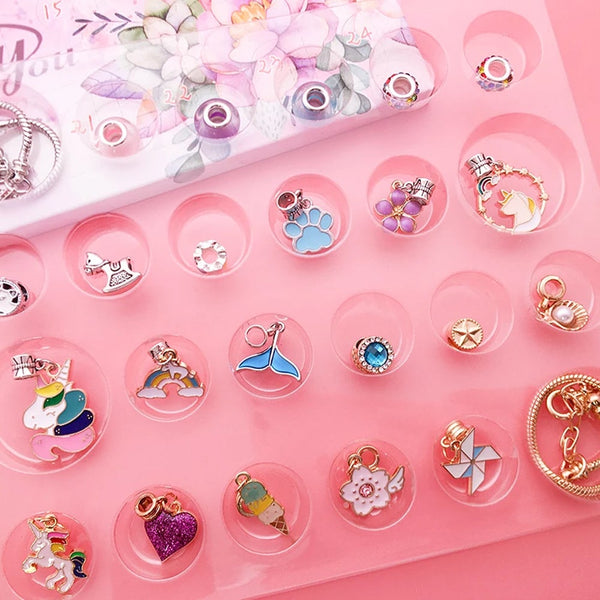 24 Countdown Calendar Blind Box Christmas Charm Bracelet Set Kids Girls Seasonal Decorations