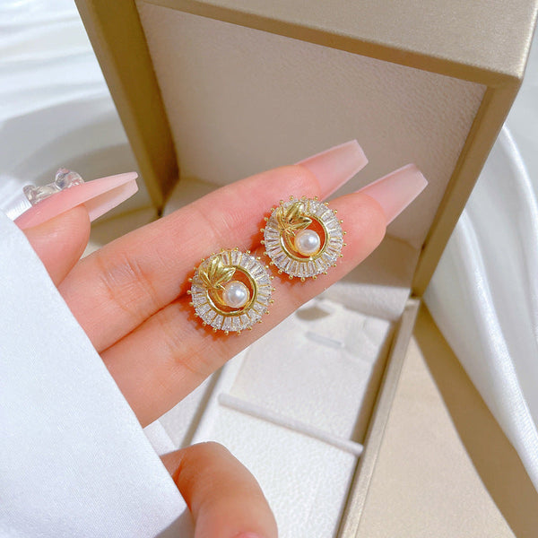 Veile Studios Fashion Jewelry Square Full Diamond Personalized Round Ring Leaves Necklace Earrings Suite Necklaces & Pendants