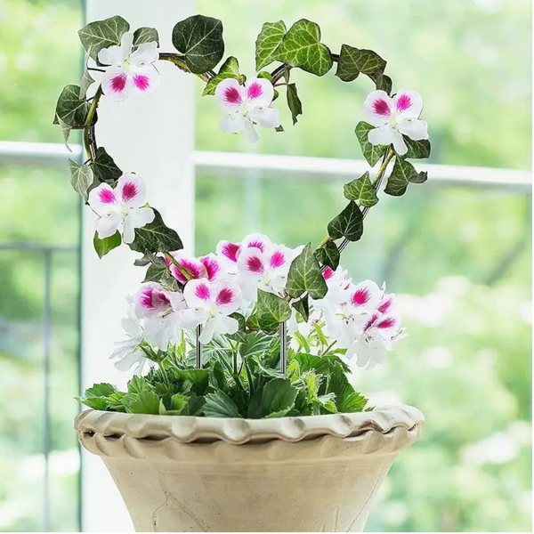 1Pc Plant Support Garden Stake Stand Round Vine Climbing Rack Ironheart Shaped Flower Trellis Frame Holder Plastic Decor Lawn Stakes