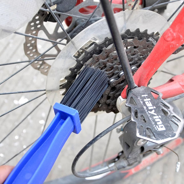 Cleaning Brush Ideal For Motorcycle & Bicycle Chain And Electric Car Flywheel Maintenance Practical Bike Accessory. Bike Tools