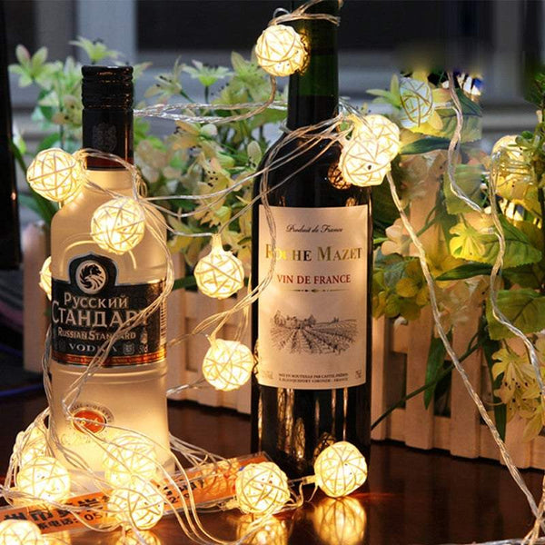 Indoor 2M / 6M Led Rattan Balls Battery Powered Decoration String Lights