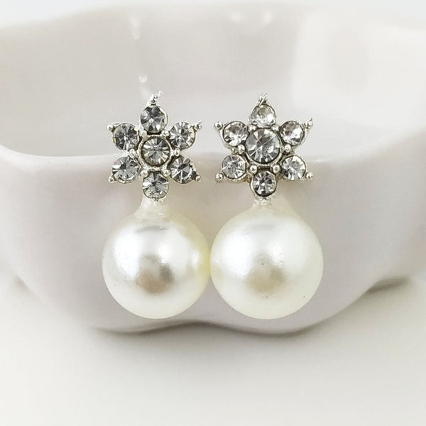 Veile Studios Ladies Creative Pearl Snowflake Alloy Fashion Jewellery For Women Earrings
