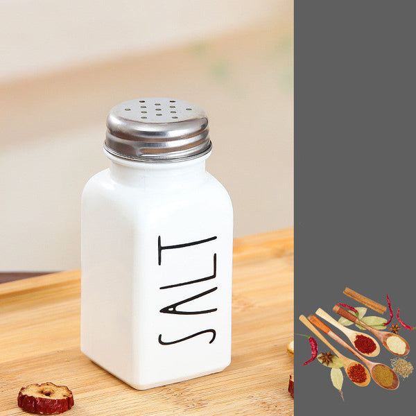 White Black Salt Pepper Shakers Seasoning Bottles Salt & Pepper