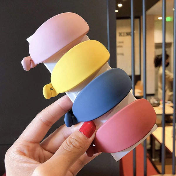 Sweet Banana Shape Hair Claws Women Girls Clips Ponytail Holder Hairpins Fashion Accessories Hair Accessories