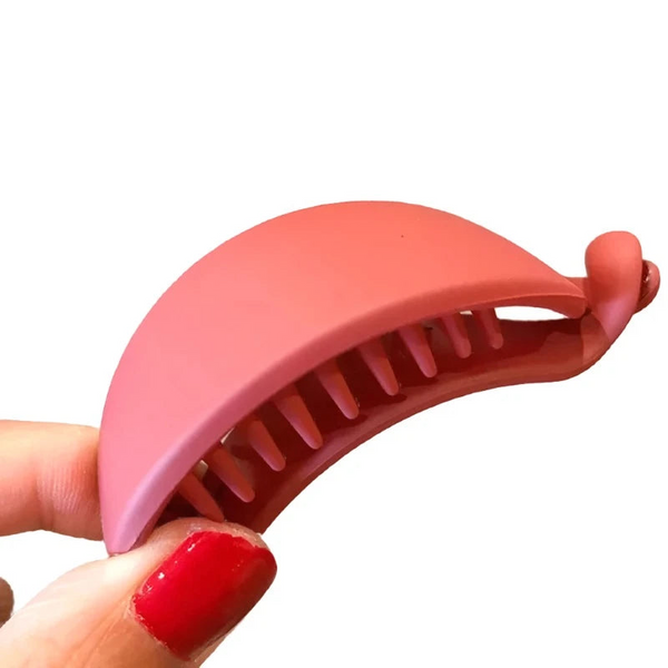 Sweet Banana Shape Hair Claws Women Girls Clips Ponytail Holder Hairpins Fashion Accessories Hair Accessories