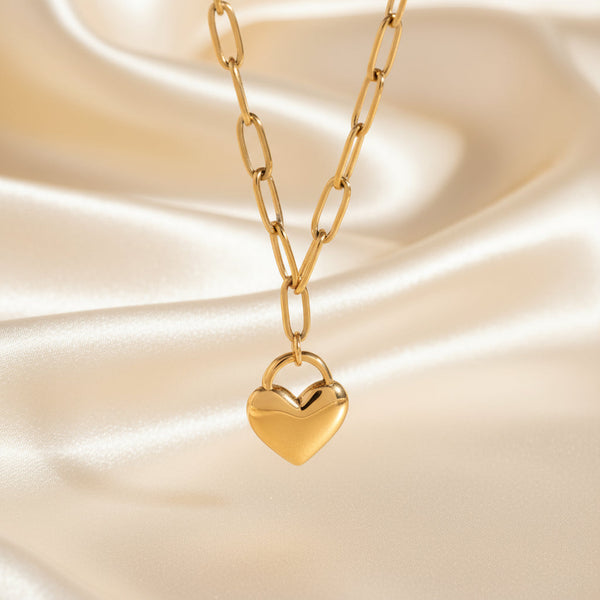 Stainless Steel Heart Pendant Necklace For Women Light Luxury Niche Simple Titanium Necklaces & Pendants