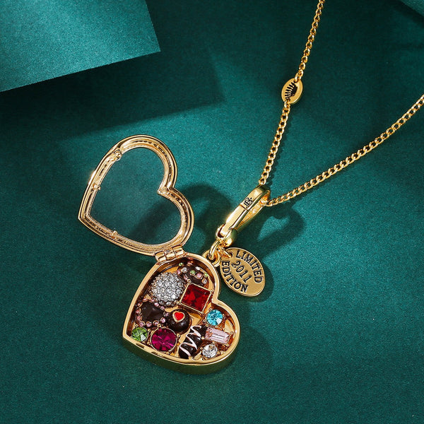 Enamel Glazed Chocolate Gemstone Transparent Heart Shaped Box With An Openable Pendant And Baking Cups & Cases