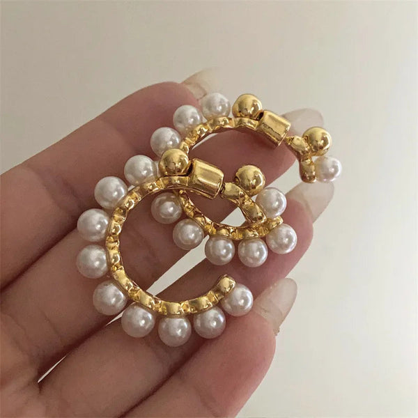 Veile Studios C Shape Metal Pearl For Women And Girls Travel Wedding Accessories Earrings