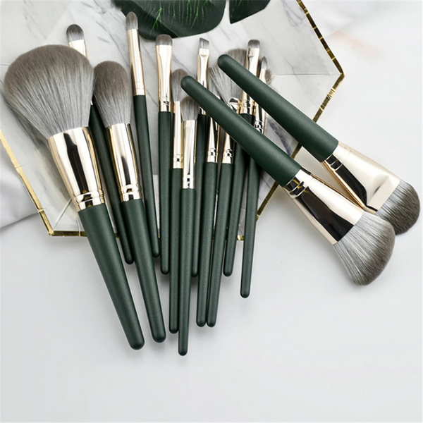 14 Pieces Green Makeup Set Beauty Foundation Powder Blush Sculpting Brushes