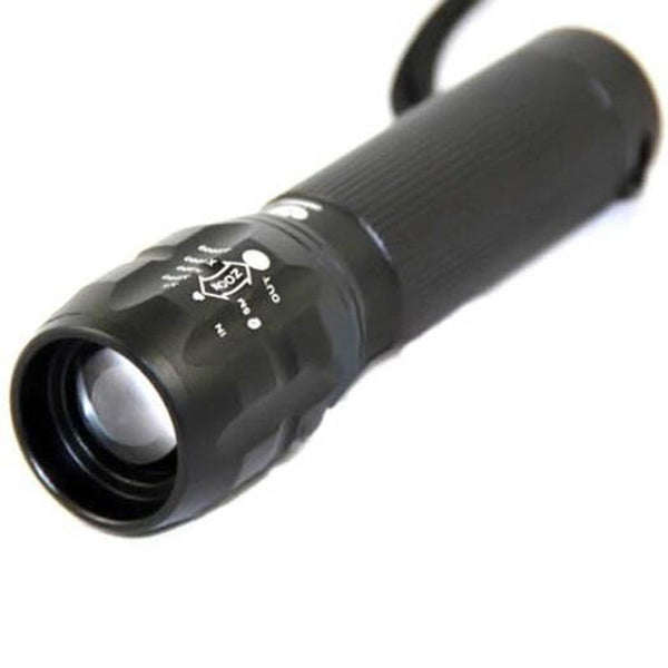 3W Portable Telescopic Zoom Flashlight Black