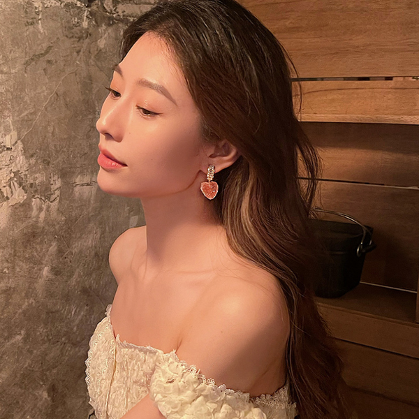 Veile Studios Sweet Love Gummy For Women Light Luxury High End Cute Earrings