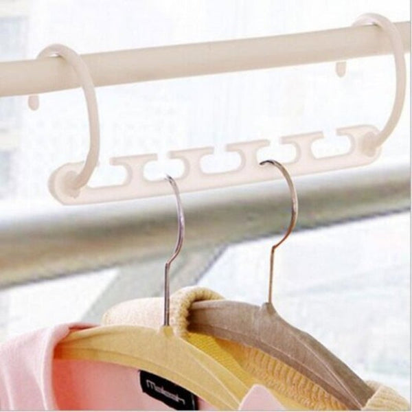 4Pcs Pack Multifunction Magic Hanger Wonder Clothes White Clothes Hangers
