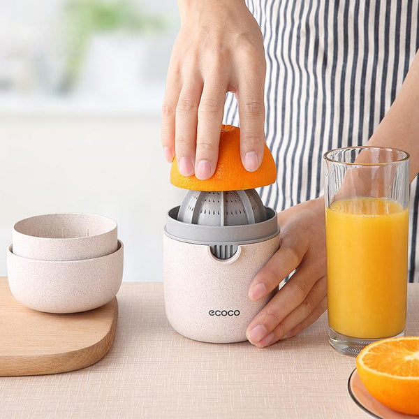 Manual Hand Fruit Juicer Rotating Squeezer Kitchen Gadget