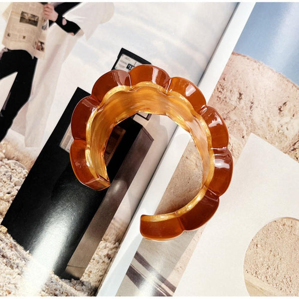 Veile Studios French Resin Open Bracelet Ring Set Retro Handicraft Accessory Rings