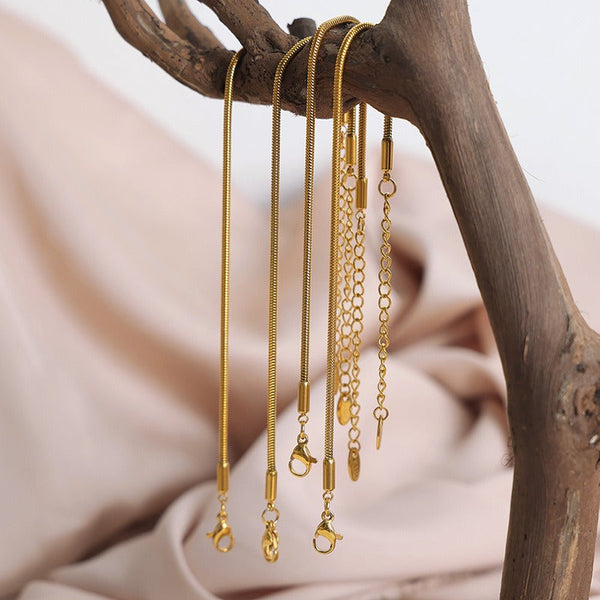 Veile Studios Titanium Steel Gold Plated Bracelet For Women Simple Light Luxury Jewelry Bracelets